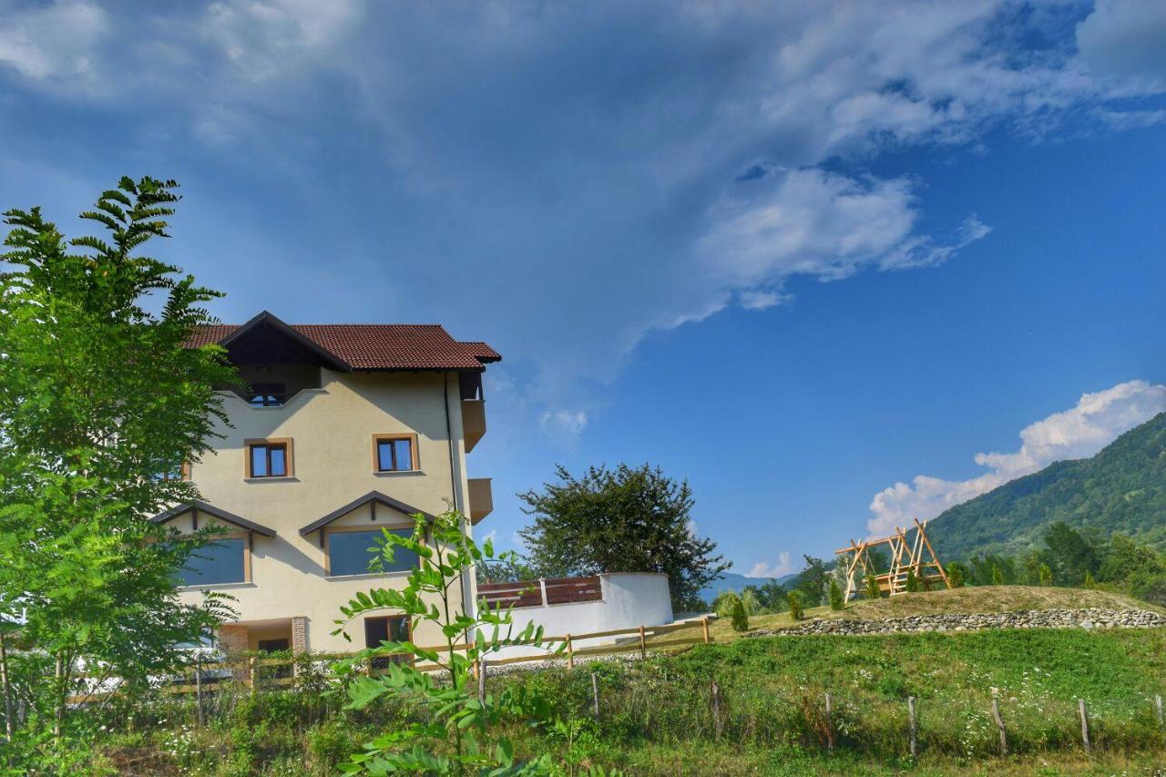 Heaven Guesthouse Corbeni Exterior foto